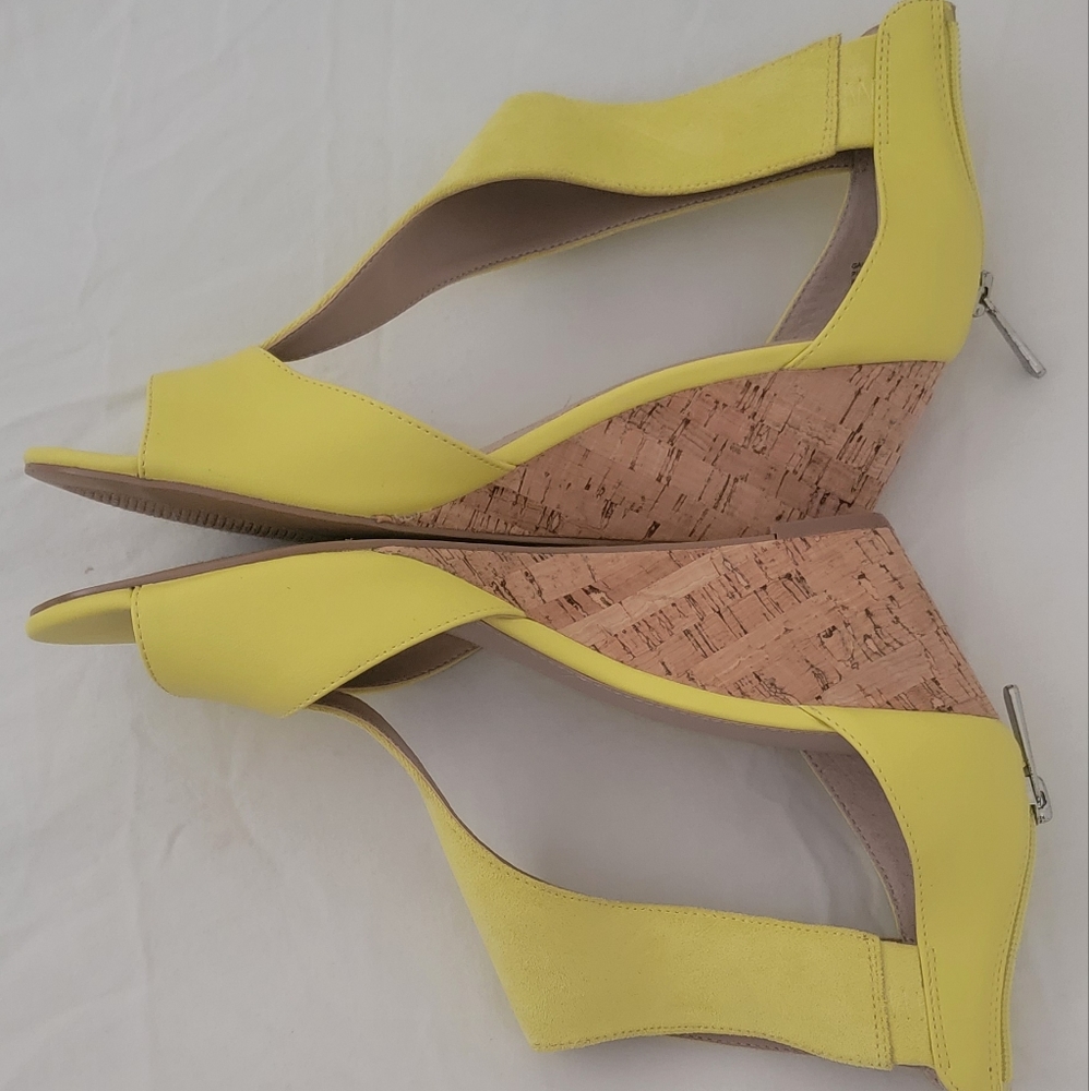 Brand new Size 10 yellow wedge